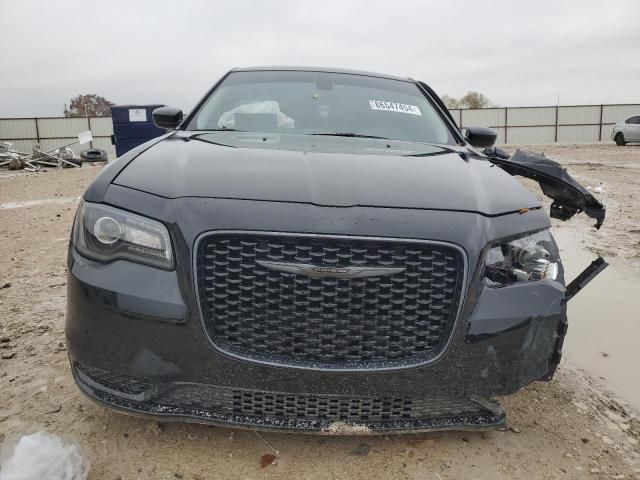 2023 Chrysler 300 Touring