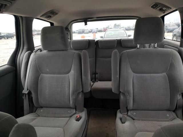 2009 Toyota Sienna CE