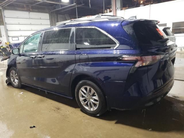 2024 Toyota Sienna XLE