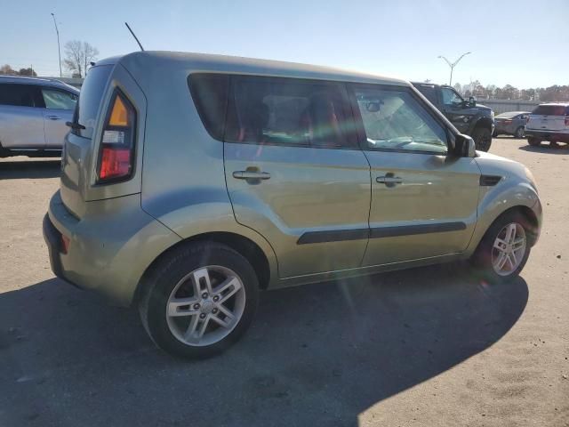 2011 KIA Soul +