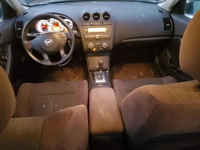 2011 Nissan Altima Base