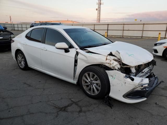 2022 Toyota Camry LE