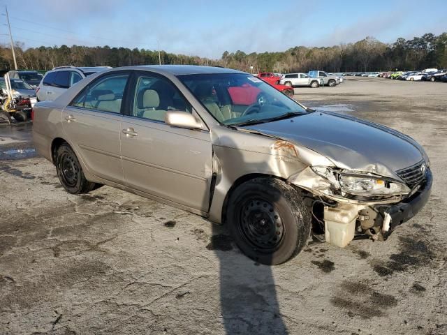 2005 Toyota Camry LE