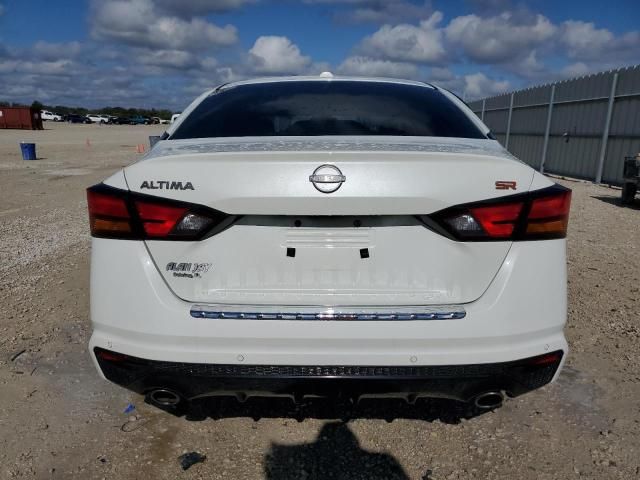 2023 Nissan Altima SR