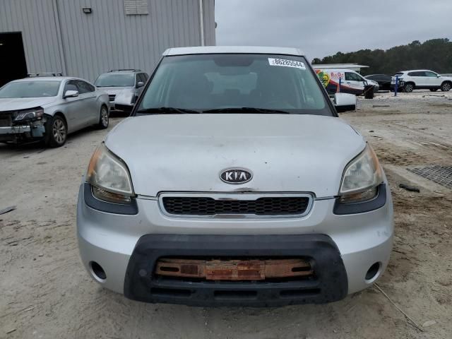 2010 KIA Soul +