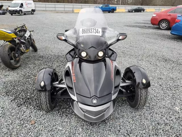 2011 Can-Am Spyder Roadster RS