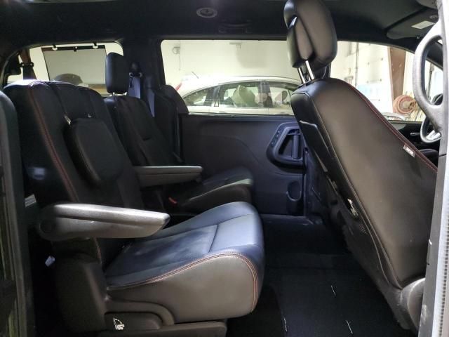 2016 Dodge Grand Caravan R/T