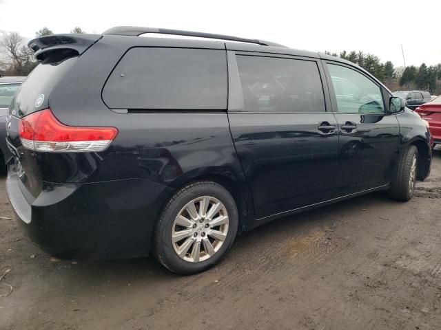 2012 Toyota Sienna LE