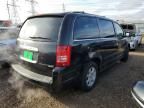 2010 Chrysler Town & Country LX