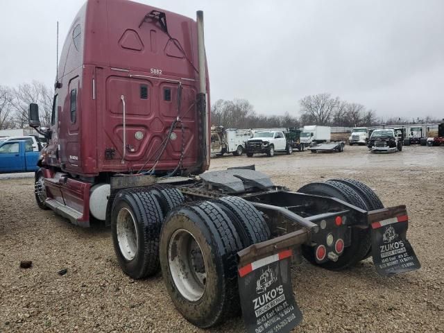 2009 Freightliner Cascadia 125