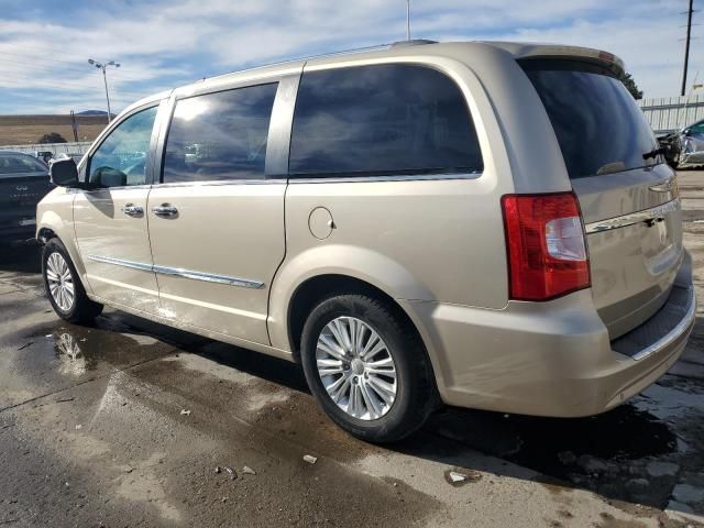 2012 Chrysler Town & Country Limited