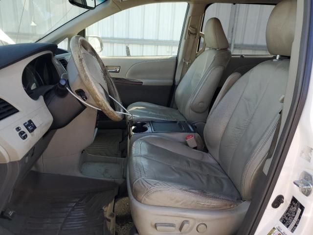 2011 Toyota Sienna XLE