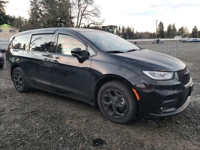 2023 Chrysler Pacifica Hybrid Limited