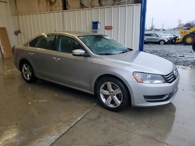 2013 Volkswagen Passat SE