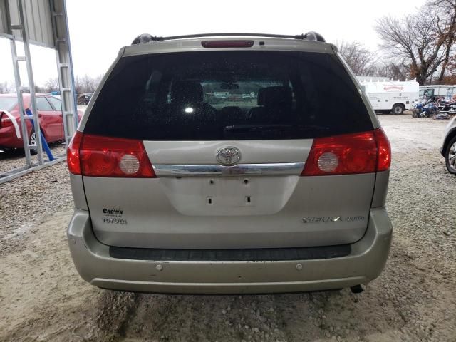 2007 Toyota Sienna XLE