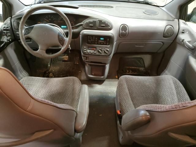 2000 Chrysler Grand Voyager