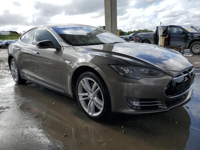 2015 Tesla Model S 85