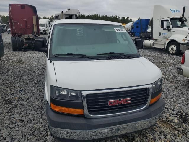 2017 GMC Savana G2500