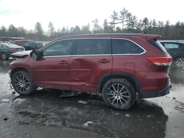 2017 Toyota Highlander SE