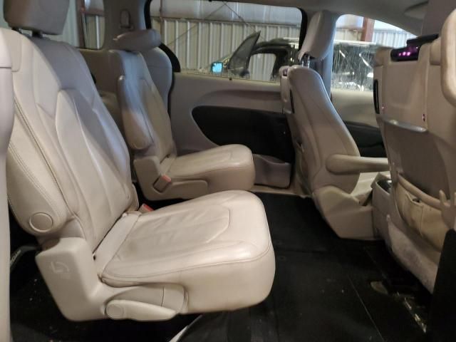 2017 Chrysler Pacifica Touring L Plus