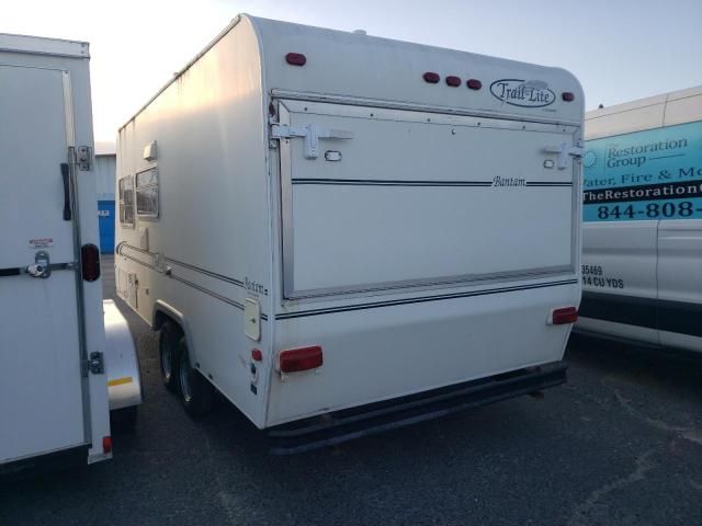 2000 R-Vision Trailer