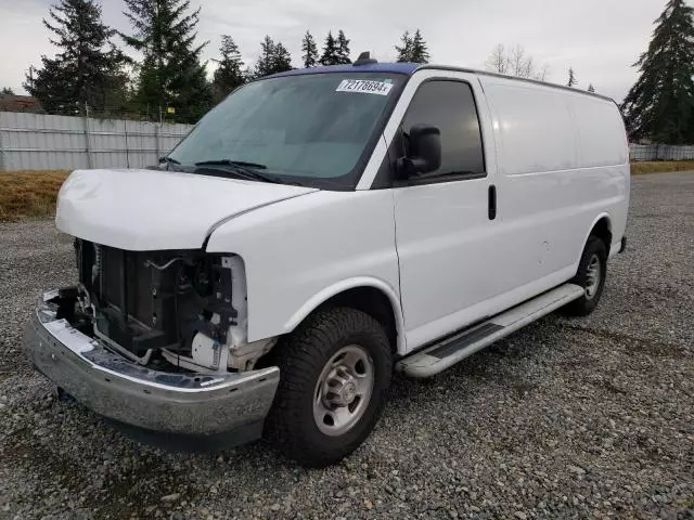 2021 Chevrolet Express G2500