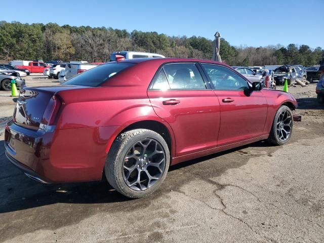 2019 Chrysler 300 Touring