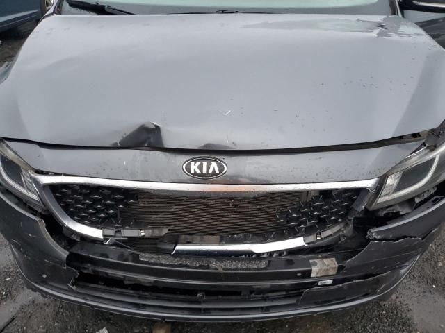 2017 KIA Sedona LX