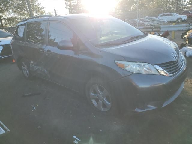 2011 Toyota Sienna LE