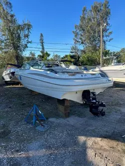 Salvage boats for sale at Riverview, FL auction: 2001 Maxum Boat