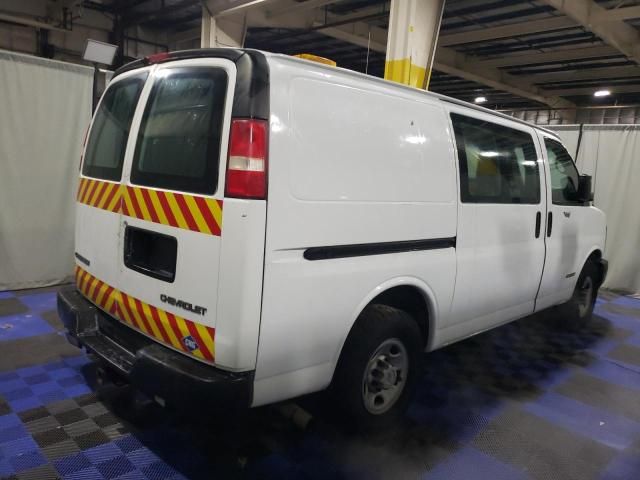 2004 Chevrolet Express G2500