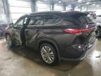 2020 Toyota Highlander Platinum