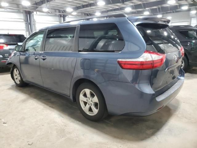 2015 Toyota Sienna LE