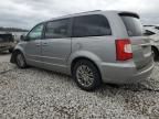 2013 Chrysler Town & Country Touring L