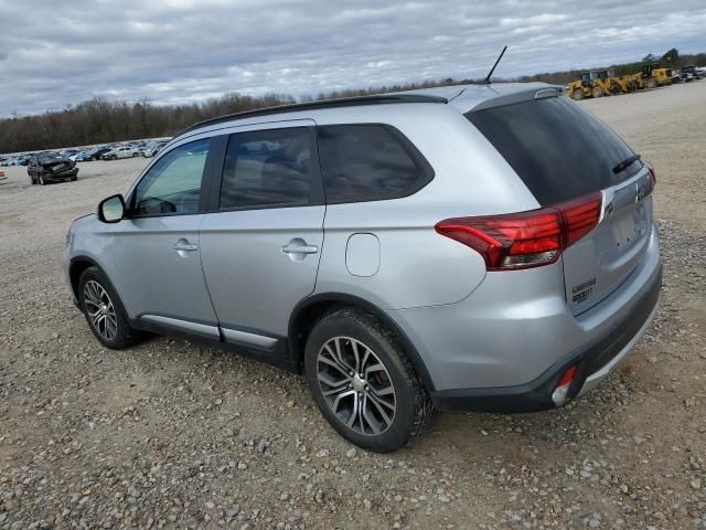 2016 Mitsubishi Outlander SE