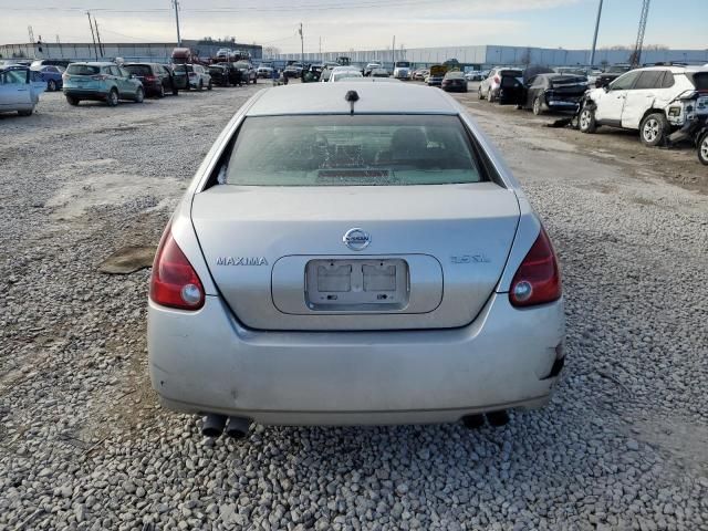 2004 Nissan Maxima SE