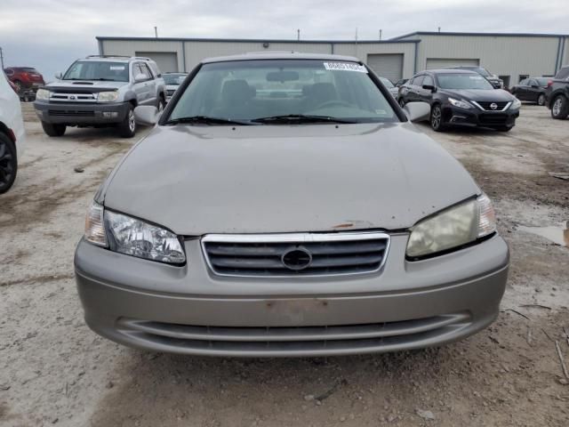 2000 Toyota Camry LE