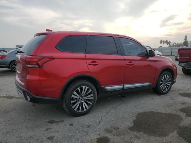 2020 Mitsubishi Outlander SE