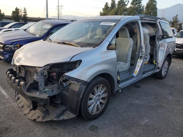 2012 Toyota Sienna LE