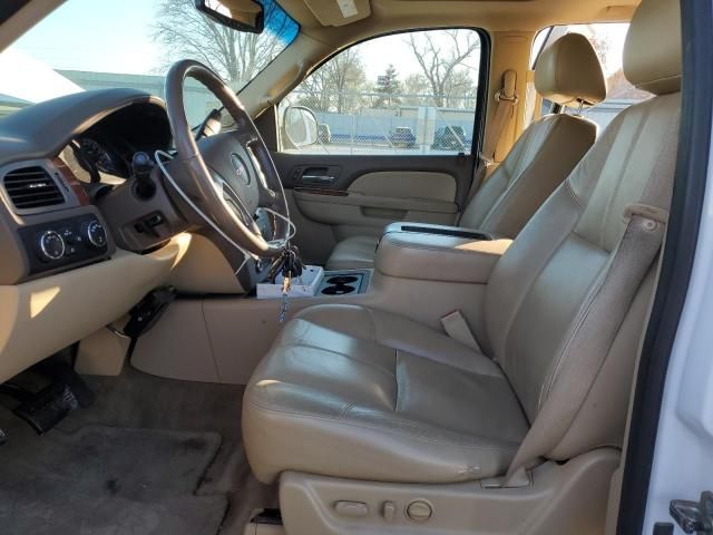 2011 GMC Yukon XL K1500 SLT