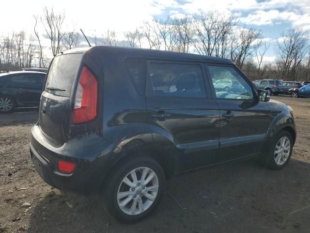 2013 KIA Soul +