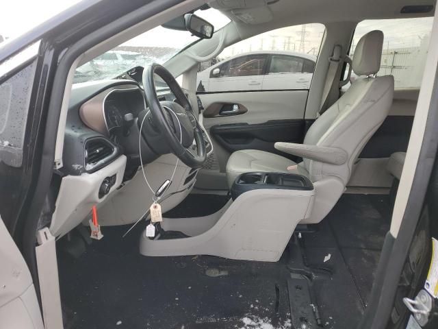 2017 Chrysler Pacifica Touring L