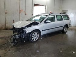 Salvage cars for sale at auction: 2004 Volvo V70