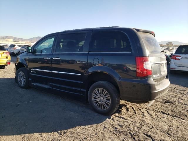 2014 Chrysler Town & Country Touring L