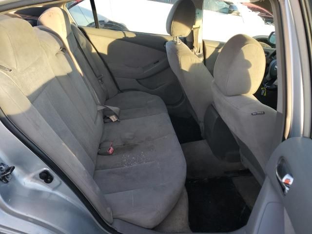 2010 Nissan Altima Base