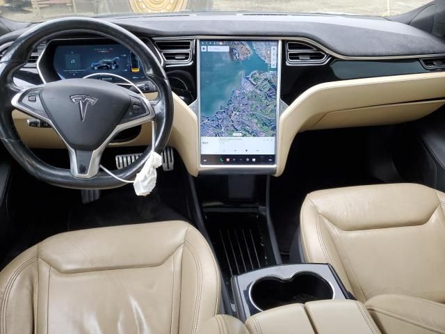 2015 Tesla Model S 85D