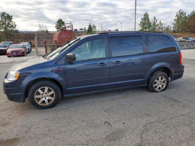 2008 Chrysler Town & Country LX