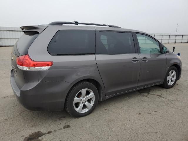 2012 Toyota Sienna LE