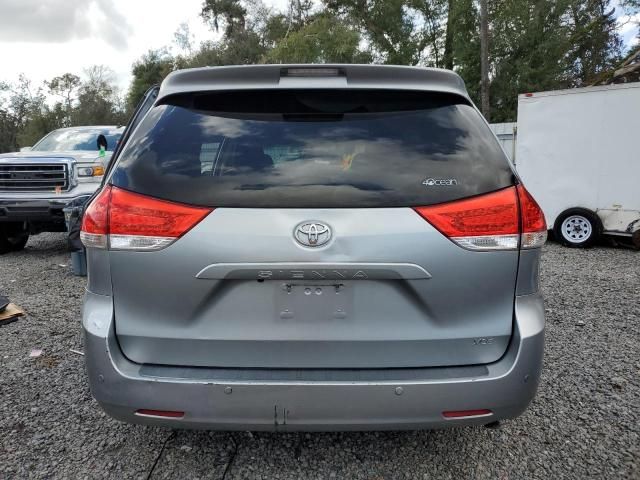 2012 Toyota Sienna XLE