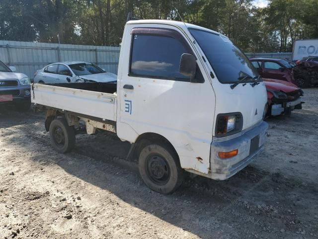 1995 Mitsubishi Minica